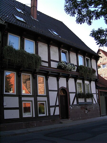 File:Einbeck-Steinweg-Haus.B-01.JPG