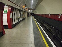 Elephant & Castle, the southern terminus of the Bakerloo line Elephant & Castle stn Bakerloo east look north.JPG