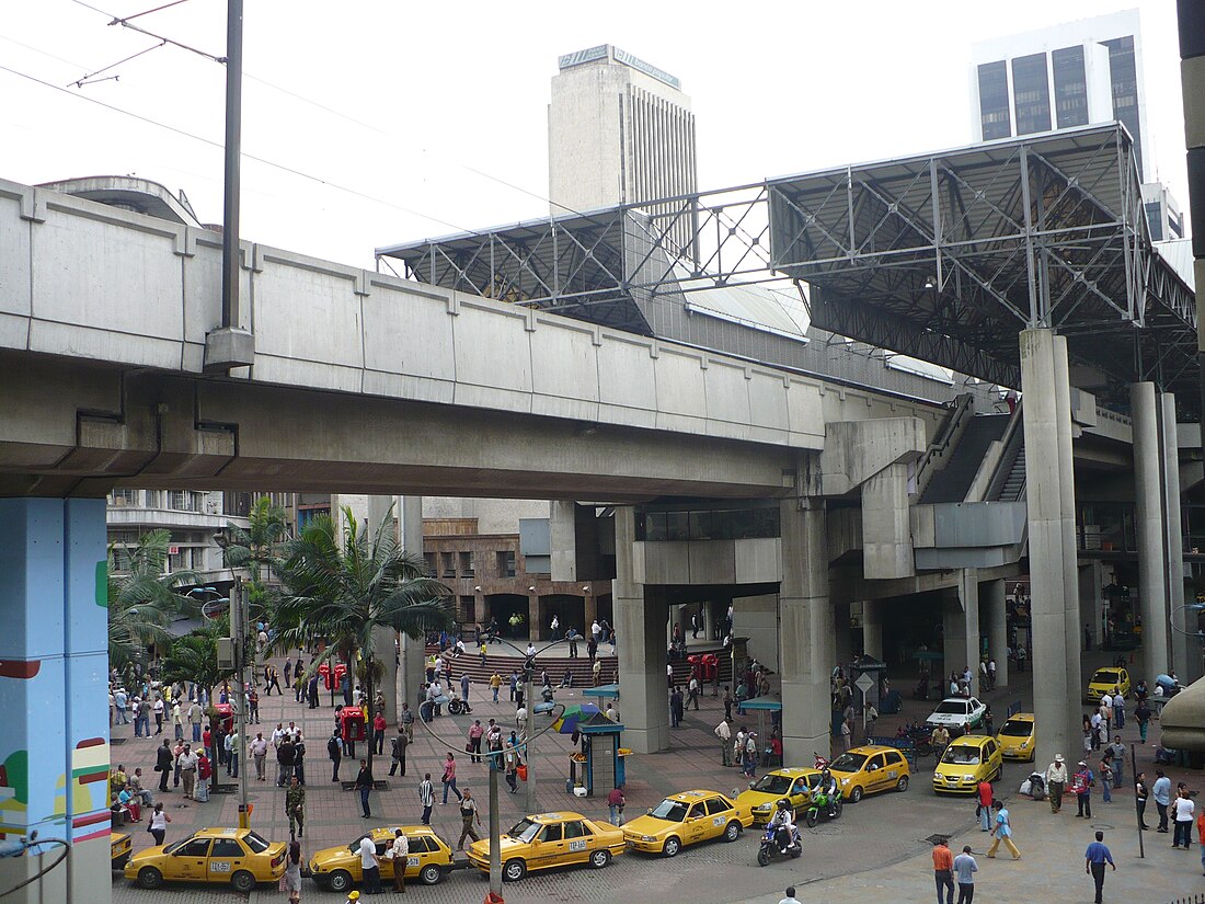 Berrío Park station