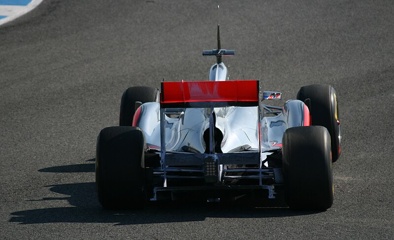 File:F1 2011 Jerez day2 4.jpg