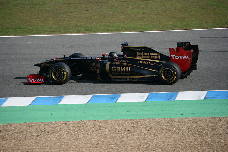 File:F1 2011 Jerez day 3-5.jpg