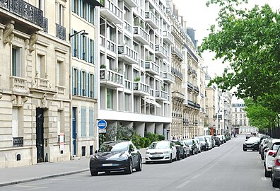 Vers la rue de Vaugirard.