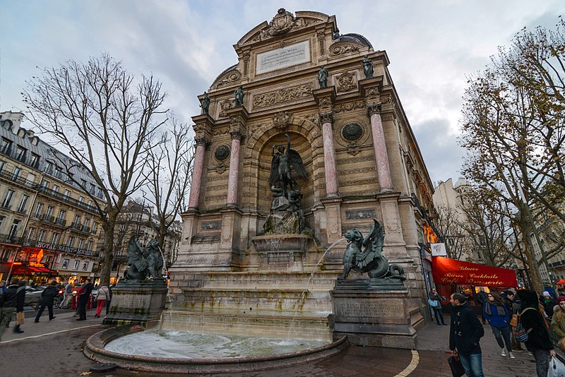 File:Fontaine Saint-Michel (22482857761).jpg