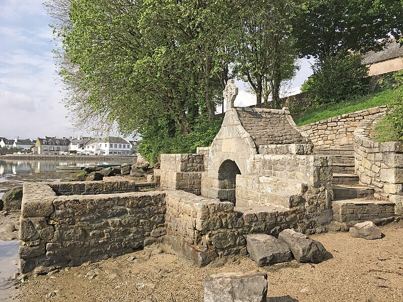 Fontaine de Saint-Cado