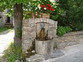 Français : Fontaine près de l'école de Formiguères, Pyrénées-Orientales, France