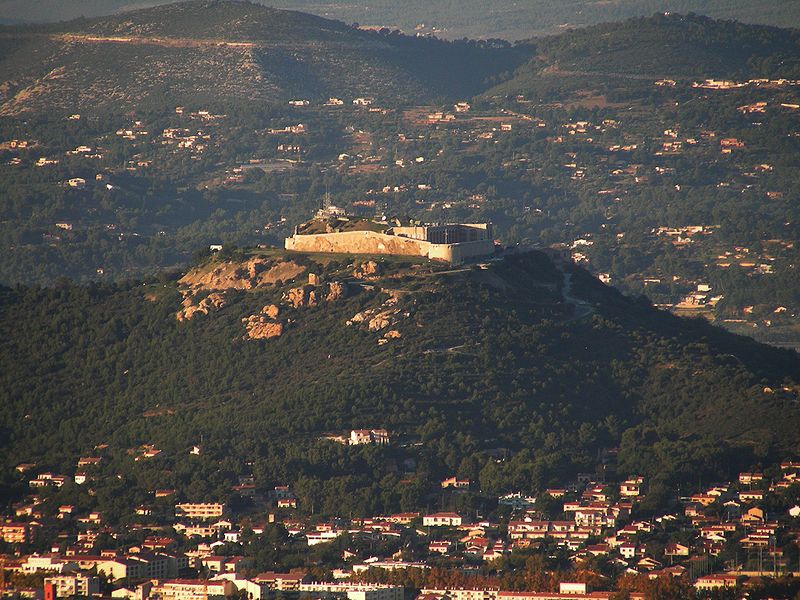 File:Fort de Six Fours 13nov2006.jpg