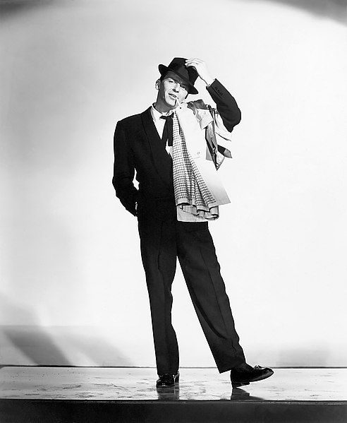 File:Frank Sinatra (1957 Pal Joey publicity photo).jpg