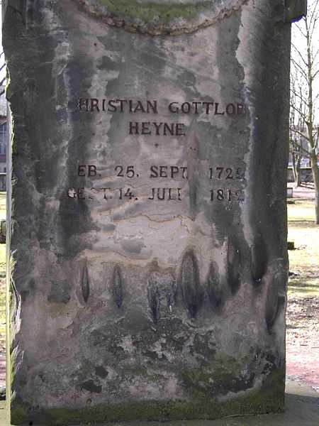 File:Göttingen-Grave.of.Christian.Gottlob.Heyne.02.jpg