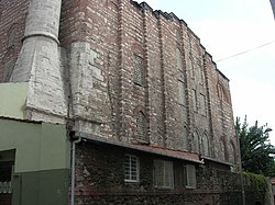 Ayakapı'da Gül Camii