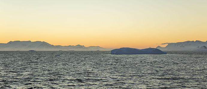 Gerlache Strait-2016-Antarctica–Sunset.jpg