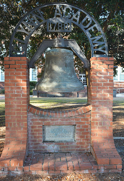 File:Glynn Academy Liberty Bell replica.JPG