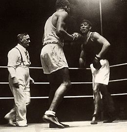 Guillermo Lovell vs Herbert Runge 1936.jpg