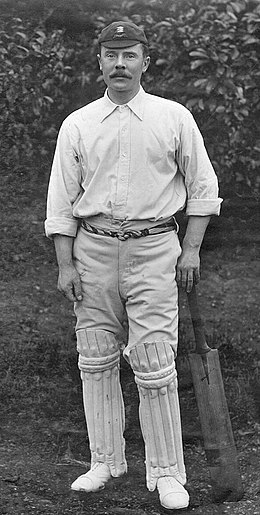 Herbert Tukang kayu cricket.jpg