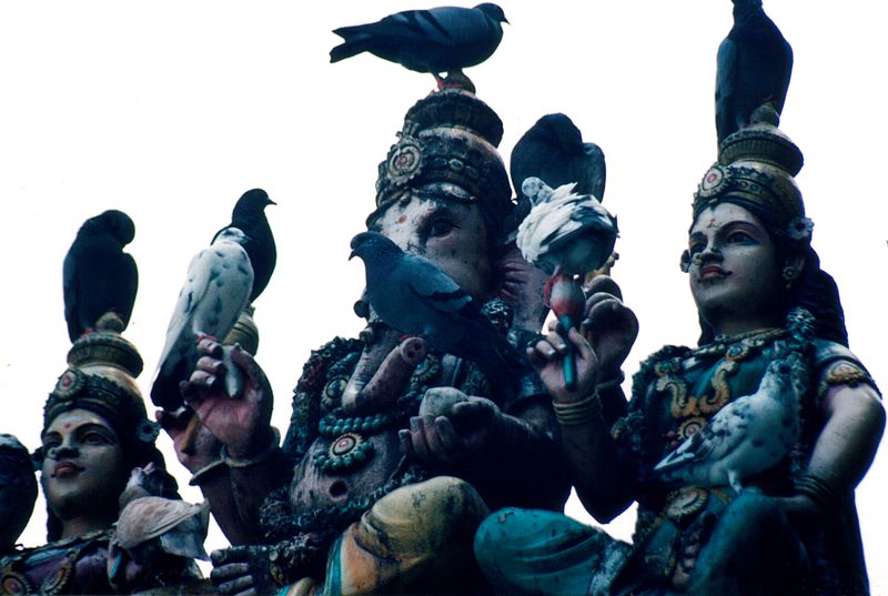 File:Hindu Gods, Batu Caves.jpg