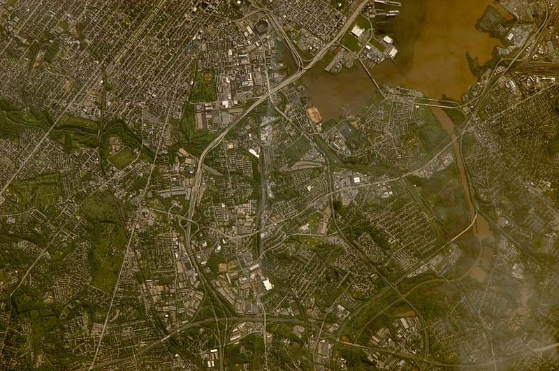 File:ISS017-E-6794 - View of Maryland.jpg