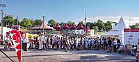 Impressionen Zelt-Musik-Festival in Freiburg im Breisgau. Vor dem James Blunt Konzert