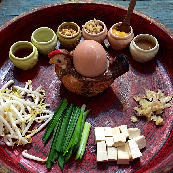 Ingredients for pad thai