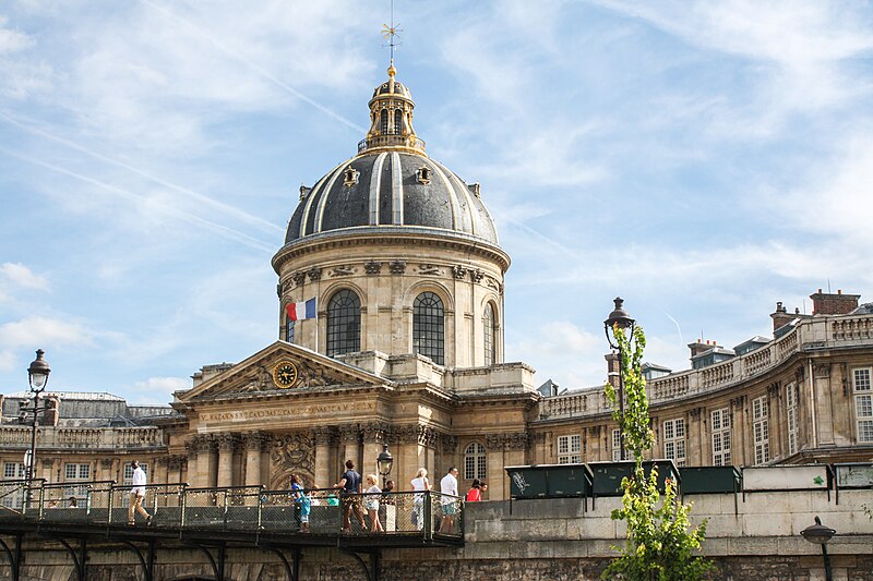 File:Institut de France, Paris 17 August 2013 001.jpg