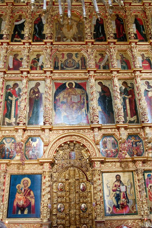 Mid-17th-century iconostasis at Ipatiev Monastery. To either side of the Holy Doors are Christ Pantokrator and the Theotokos; above them, the Great Fe