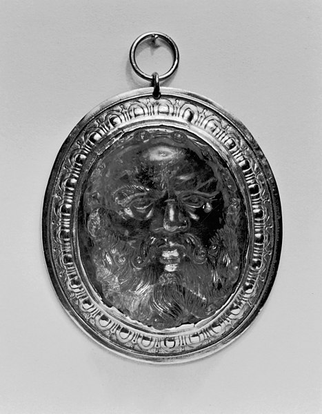 File:Italian - Cameo with a Bearded Satyr - Walters 421403.jpg