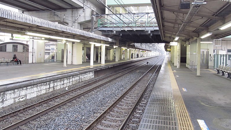 File:JREast-Tohoku-main-line-Ishibashi-station-platform-20140320-074252.jpg