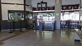 駅改札口（2012年8月17日）