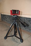 The Nokia N95 mobile phone on tripod which was used to shoot Jalachhayam mobile phone film Jalachhayam Camera.jpg