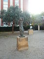 This is a photo of public art indexed in the cataloge Art Públic of Barcelona (Spain) under the code number 5925-5 (prefixed with territorial id: 08019/5925-5)