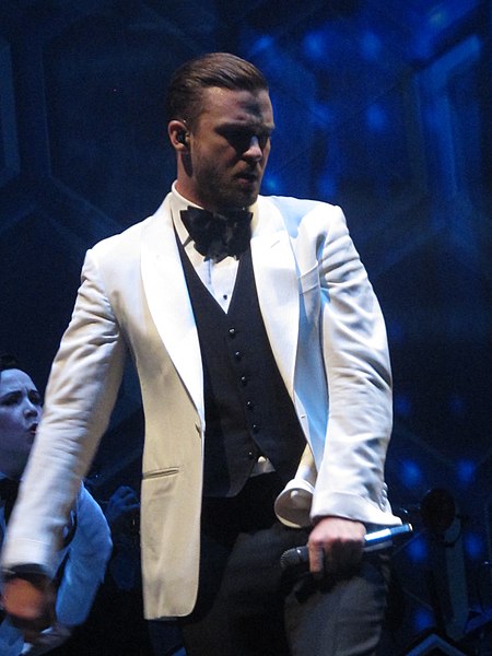 Timberlake performing during The 20/20 Experience World Tour, February 2014.