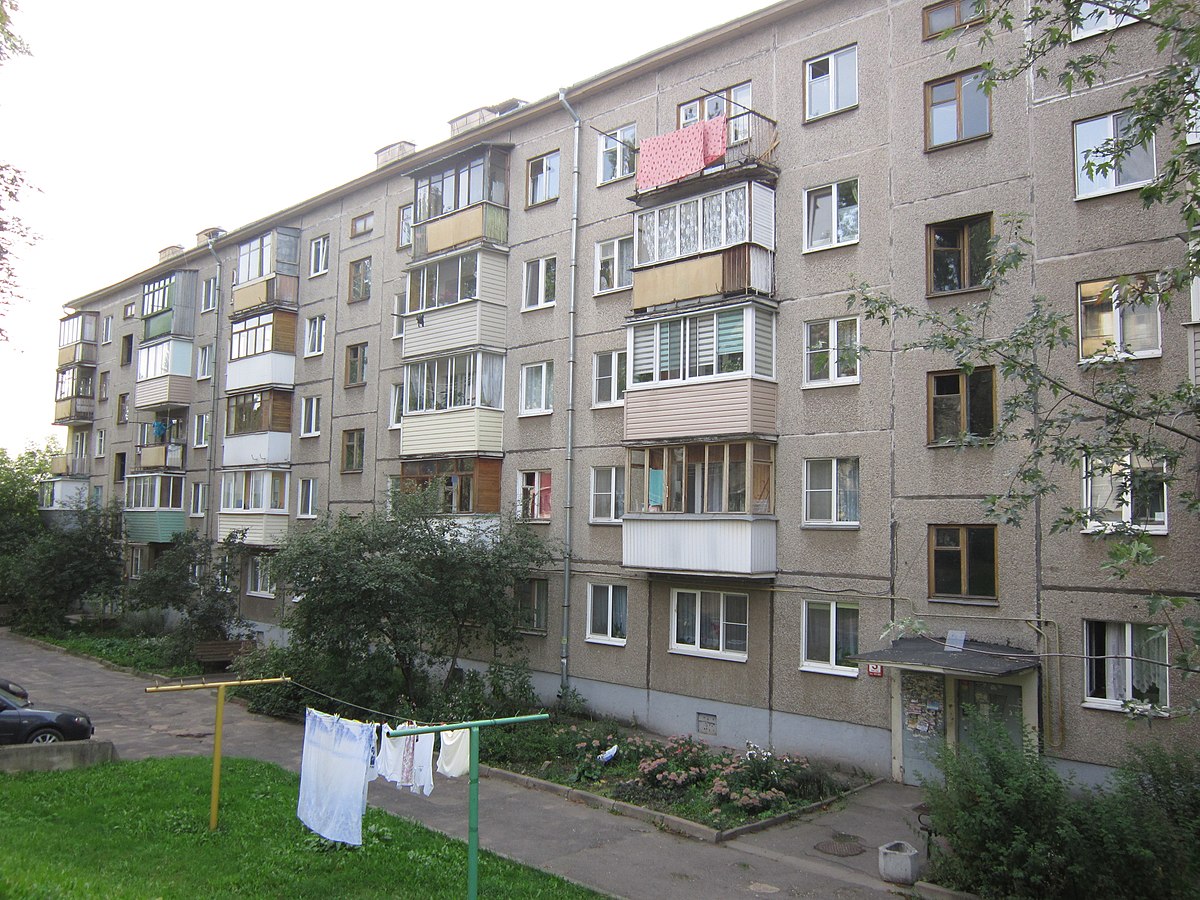 Category:Khrushchev houses — Wikimedia Commons