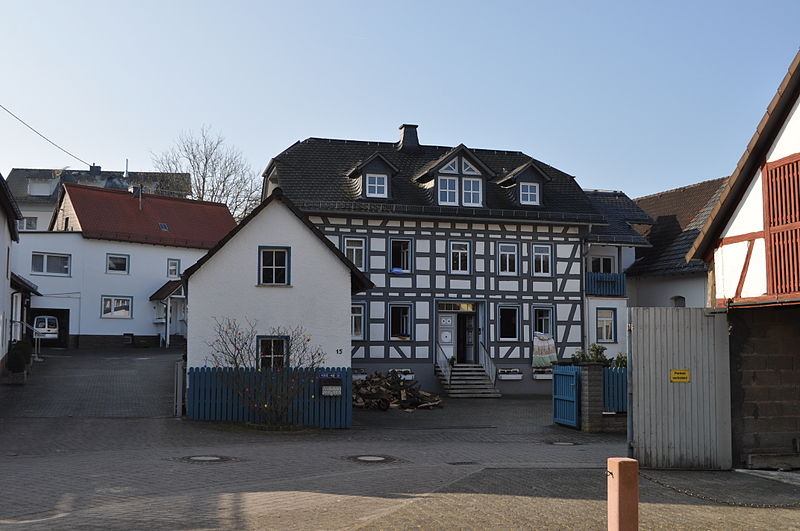 File:Kröftel, Feldbergstraße 15.JPG