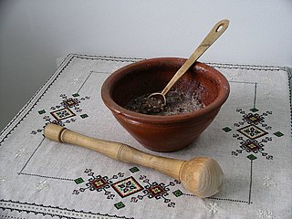 <span class="mw-page-title-main">Kutia</span> Sweet grain pudding, traditionally served in Ukraine, Belarus and Russia