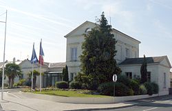 Skyline of La Ville-aux-Dames