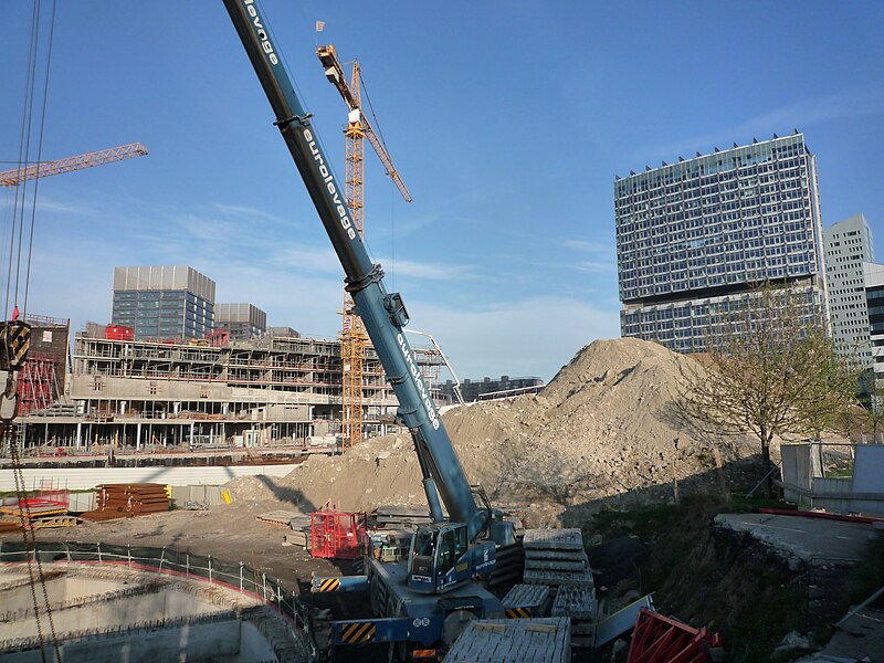 File:Lille - Euralille 2 en construction 06.JPG