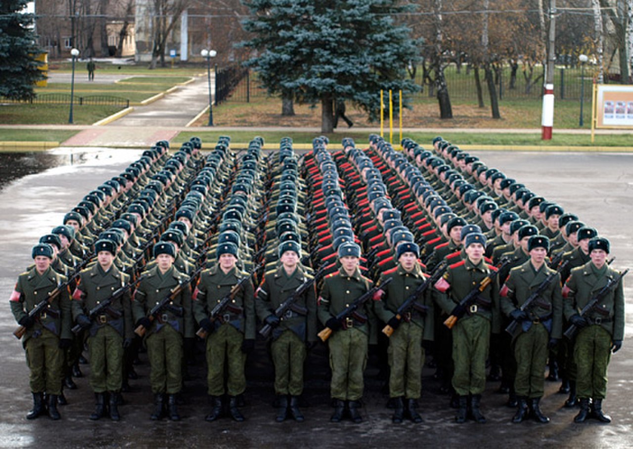 Фото солдат в строю в армии