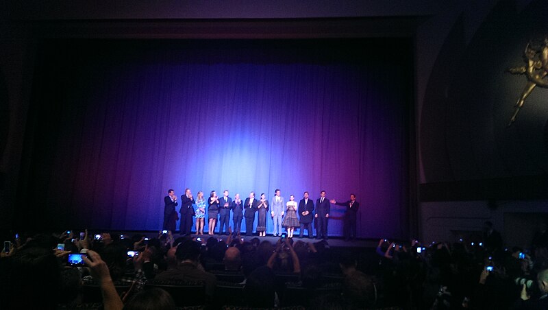 File:Man of Steel cast at premiere in London (9027578885).jpg