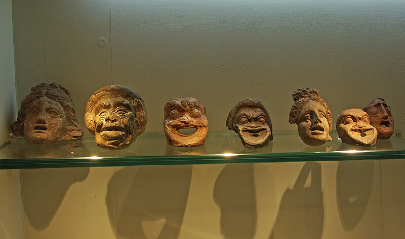 File:Masques de théatre.JPG