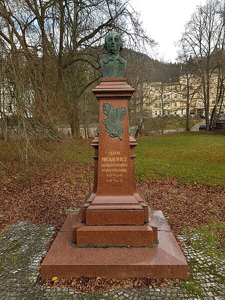 File:Memorial to Adam Mickiewicz in Karlovy Vary.jpg