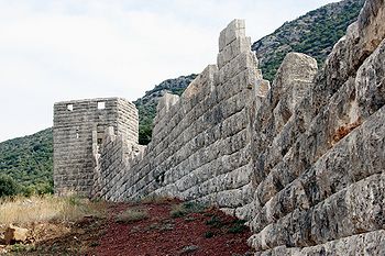 Zidul orașului Messene