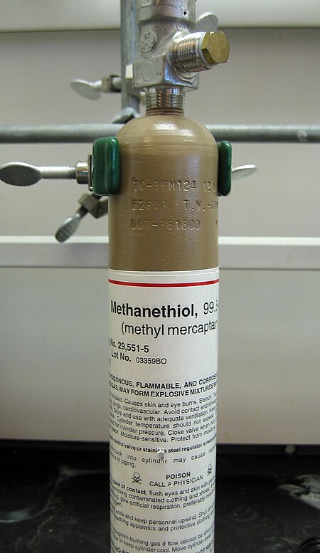 Tập_tin:Methanethiol_cylinder.jpg