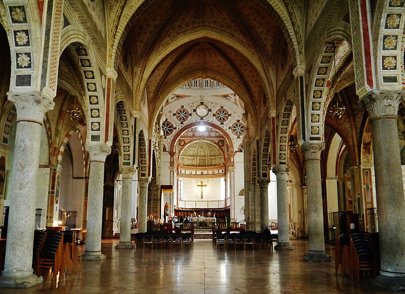 File:Milano Basilica di Santa Maria delle Grazie Innen Langhaus Ost 2.jpg