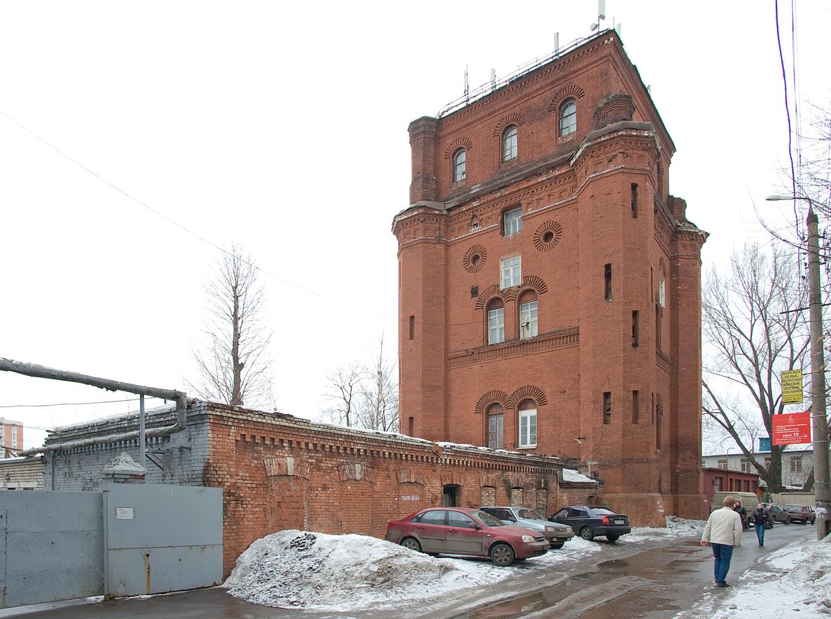 старая башня в москве