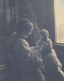 Mother and child (1900)