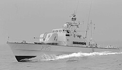 HMS Munin under en øvelse sommeren, 1980.