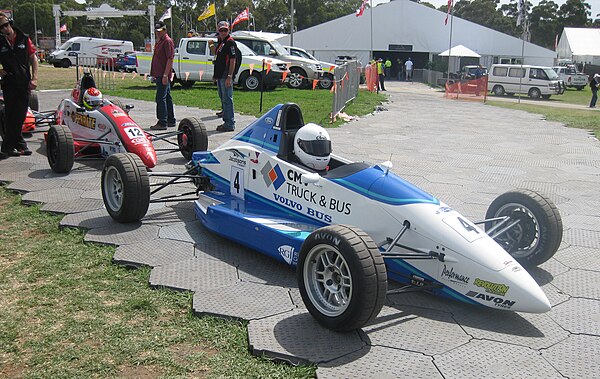 Garry Jacobson (Mygale SJ08a) at the opening round of the 2011 Championship