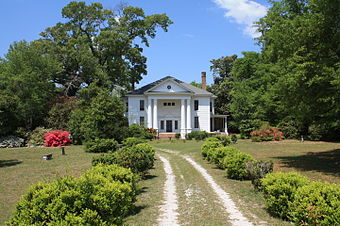 N.Q. and Virginia M. Thompson House 02.JPG