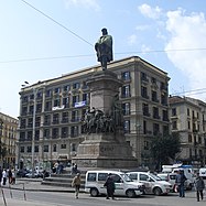 Monument Garibaldi sur la place Garibaldi (it)