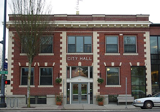 Newberg Oregon city hall
