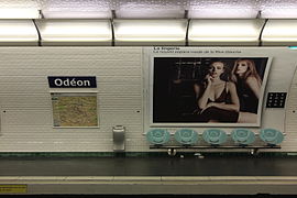 Odéon 4 (métro Paris) par Cramos.JPG