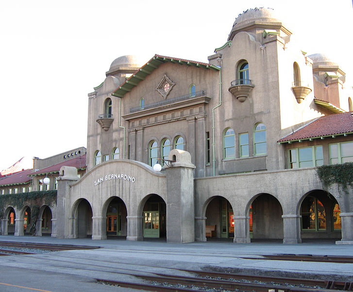 File:OldSanBernardinoStationTrackside.jpg